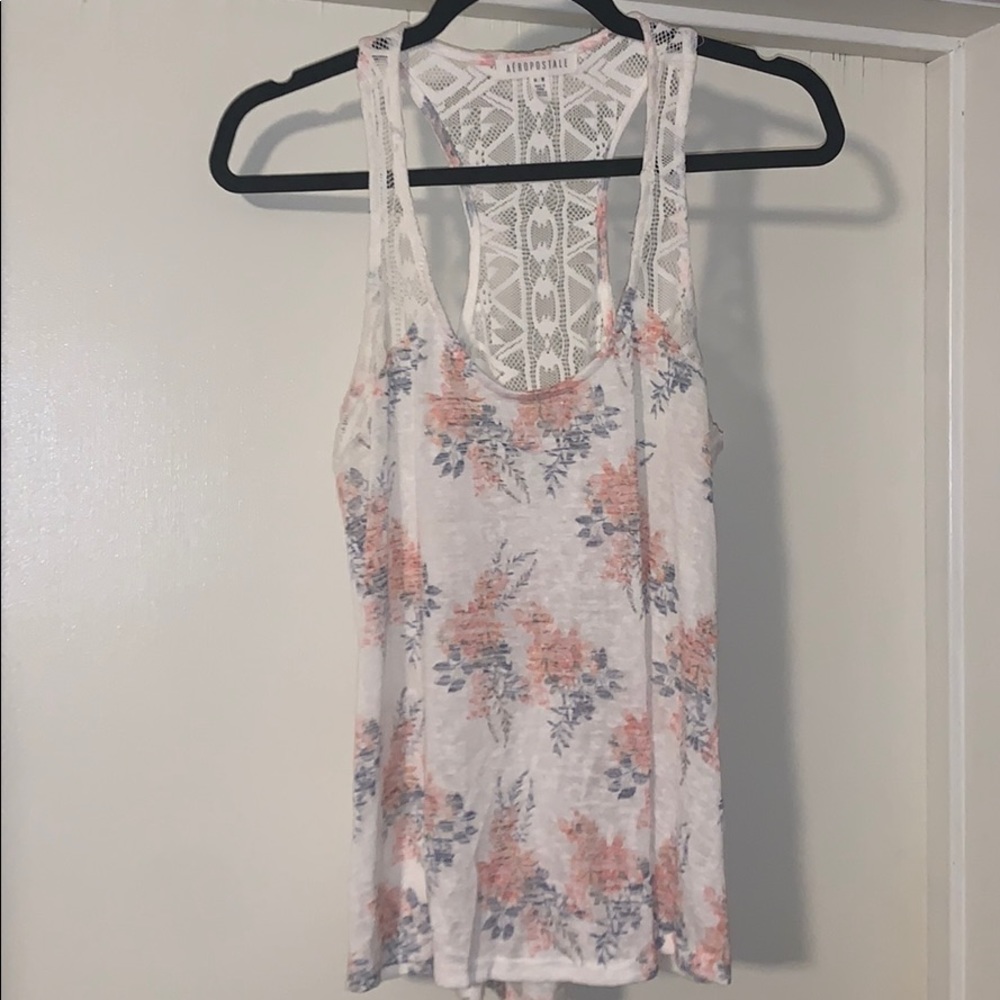 Aéropostale floral and lace tank